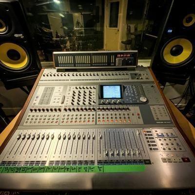 Tascam DM 4800 Mixing Console